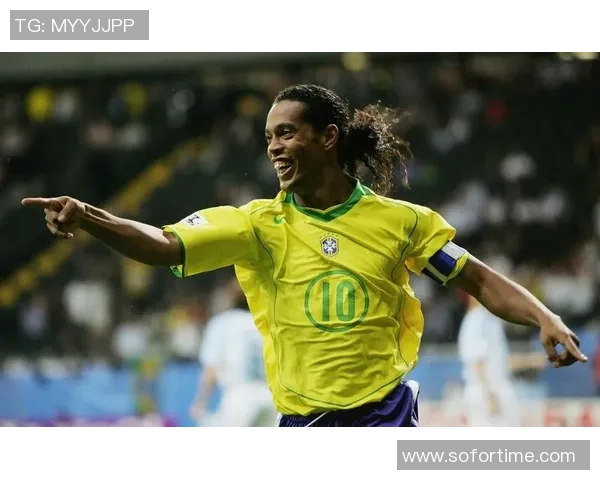 足球明星背后的辛勤付出与艰辛历程揭秘